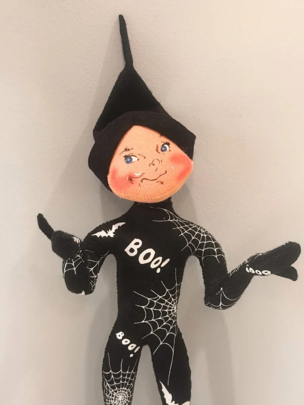 Annalee Vintage 2004 Halloween Spiderweb Boo Elf 16